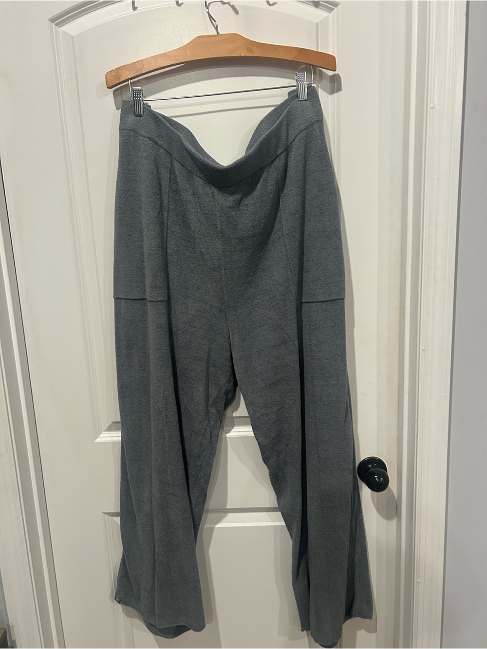 Barefoot Dreams Women's Charcoal Gray Wide-Leg Knit Pants